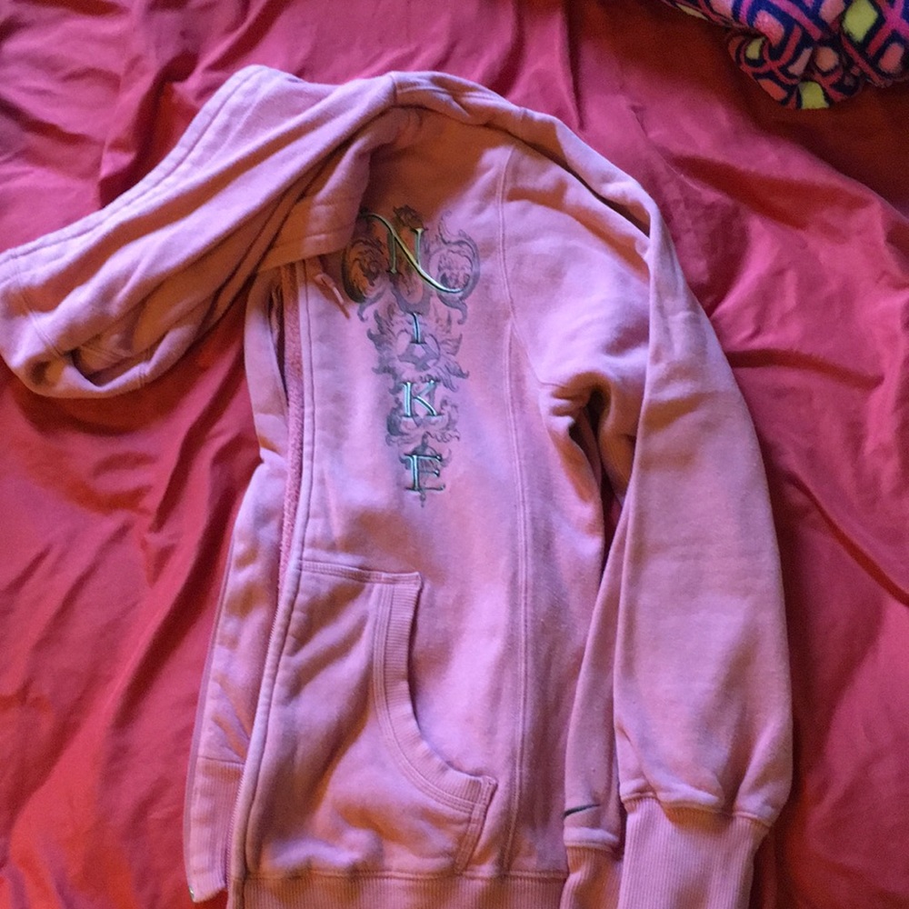 Pink Nike hoodie w/ zipper